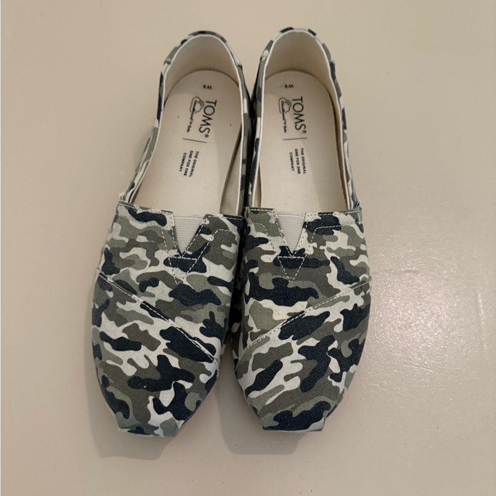 TOMS Gray Camouflage Slip-Ons